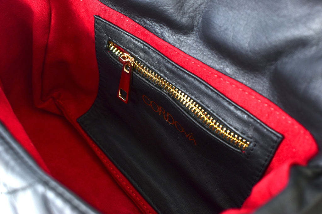 DEVIL BAG BLACK