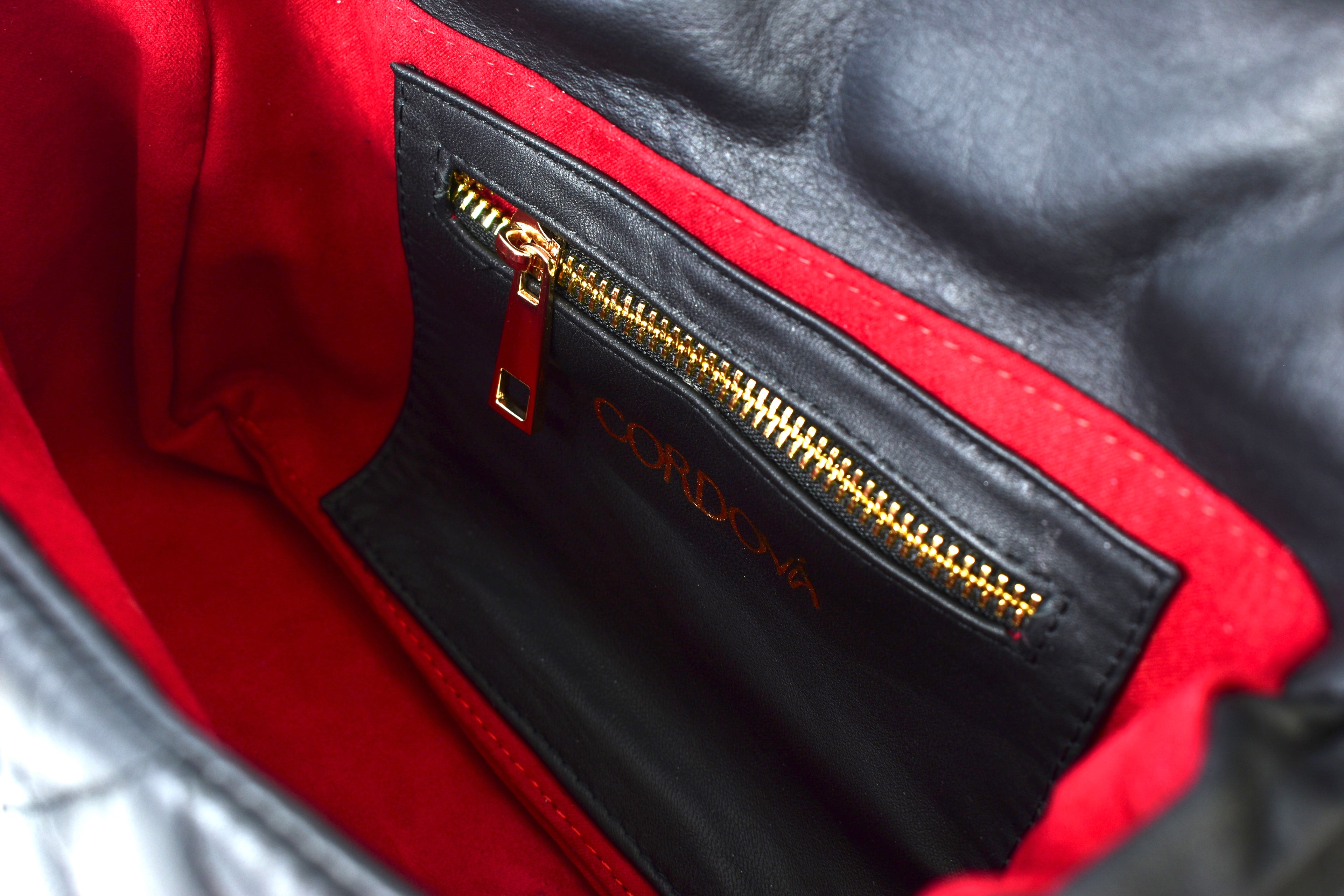 DEVIL BAG BLACK
