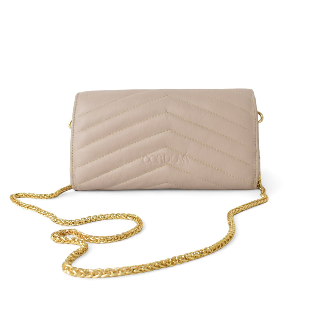 New York wallet nude
