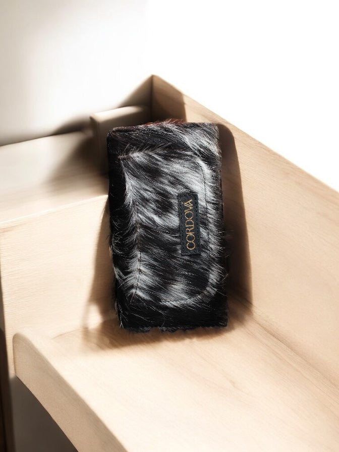 Wallet cow black & white